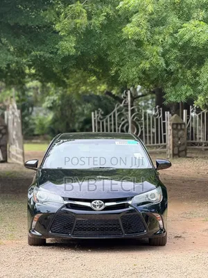 Toyota Camry SE 4dr Sedan (2.5L 4cyl 6A) 2016 Black