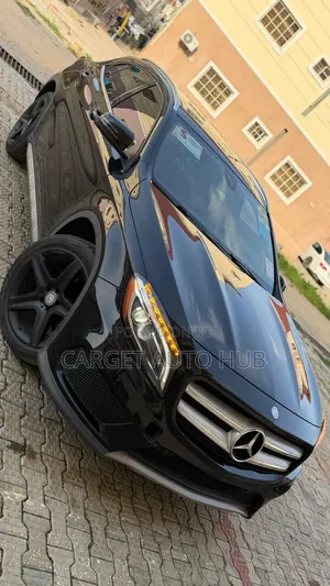 Mercedes-Benz GLA-Class GLA250 4MATIC 4dr SUV AWD (2.0L 4cyl Turbo 7AM)