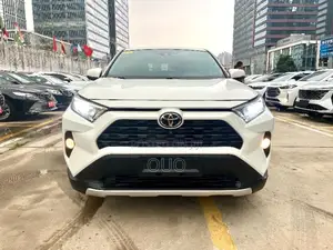 Toyota RAV4 2020 White