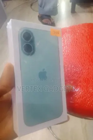 New Apple iPhone 16 256 GB