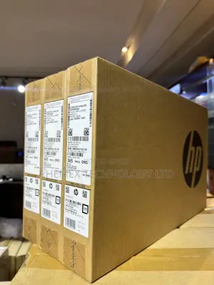 New Laptop HP 240 8GB Intel Core i3 SSD 512GB