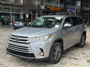 Toyota Highlander 2017 Silver