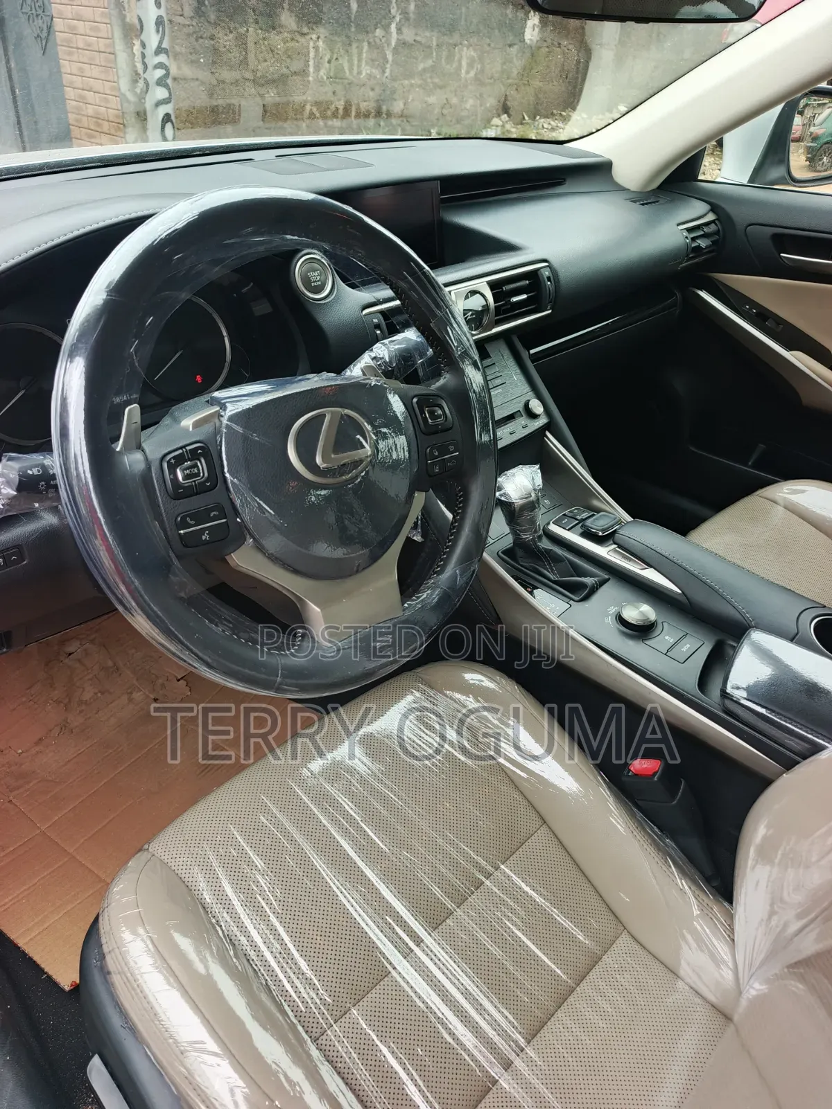 Lexus IS 2019 Silver