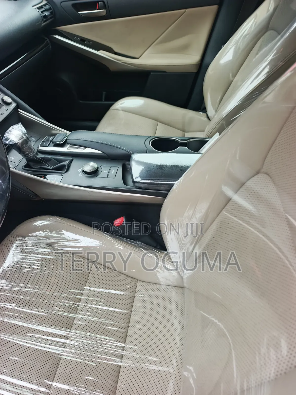 Lexus IS 2019 Silver