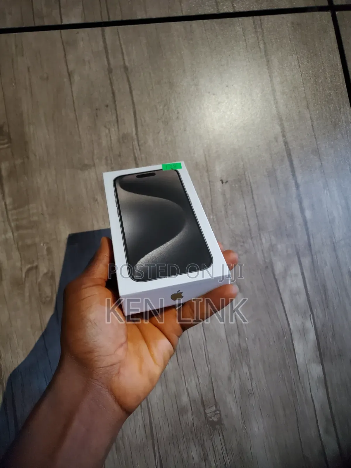 New Apple iPhone 15 Pro 128 GB