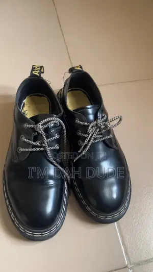 Dr Martens Shoe