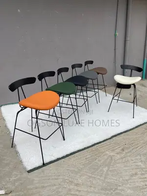 Barstools.