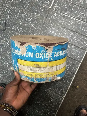 Roll of Aluminum Oxide Abrasive Sandpaper