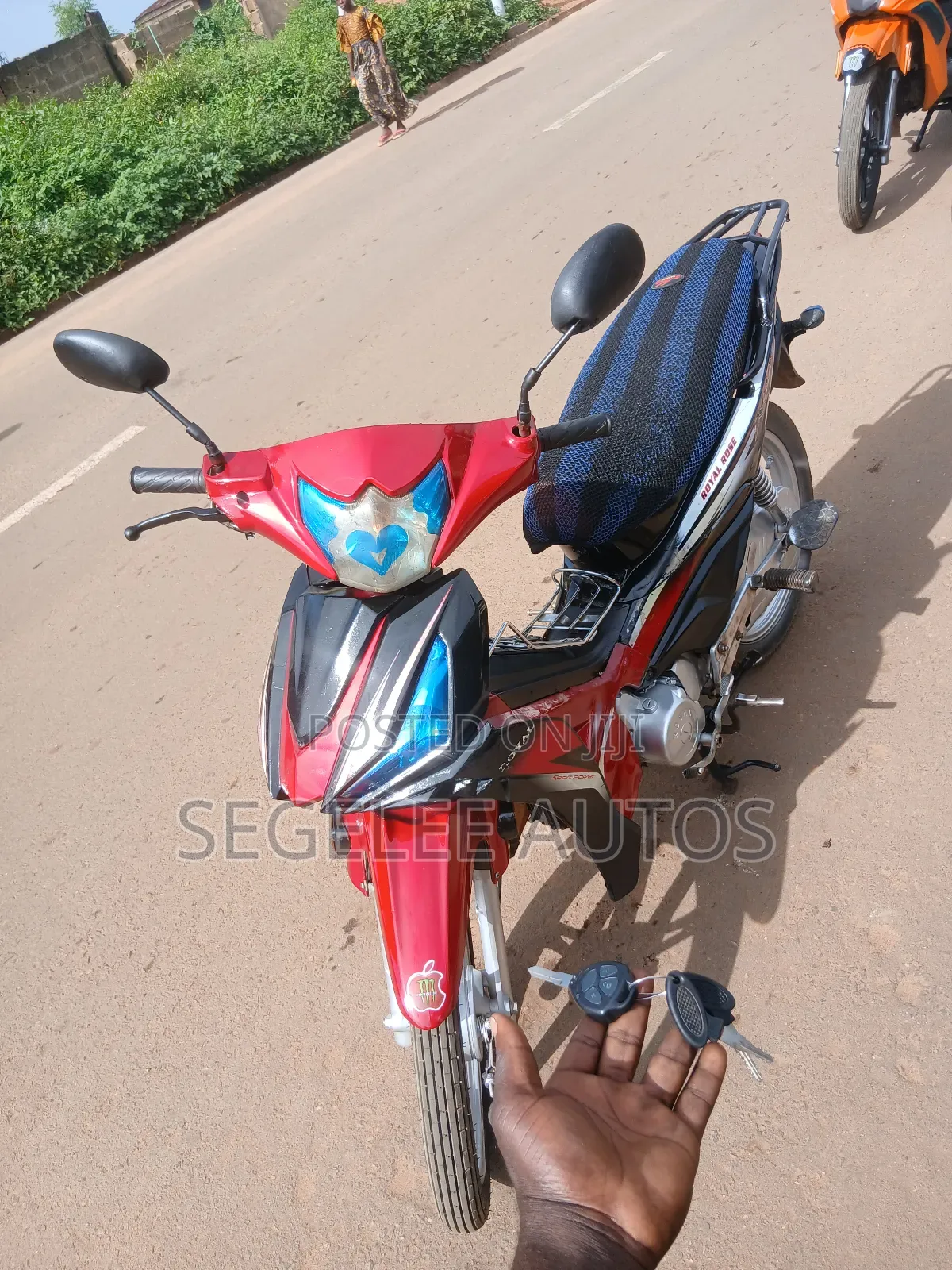 Royal Motorcycle 2023 Red