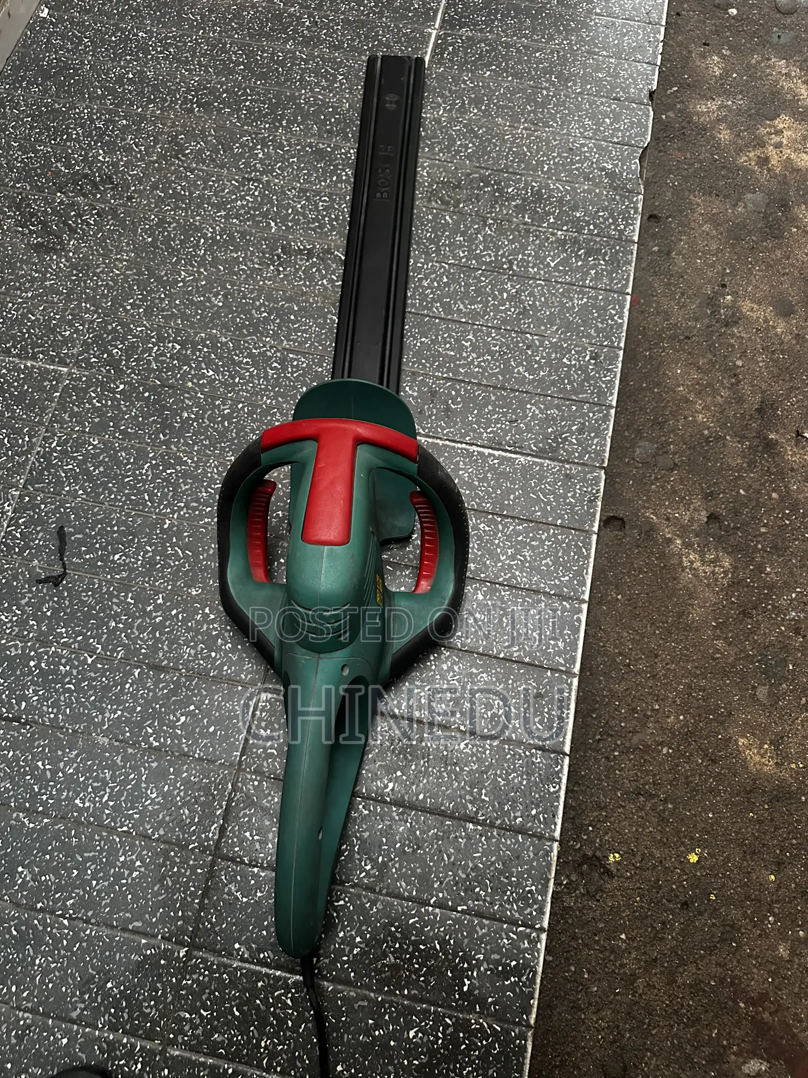 Electric Hedge Trimmer BOSCH