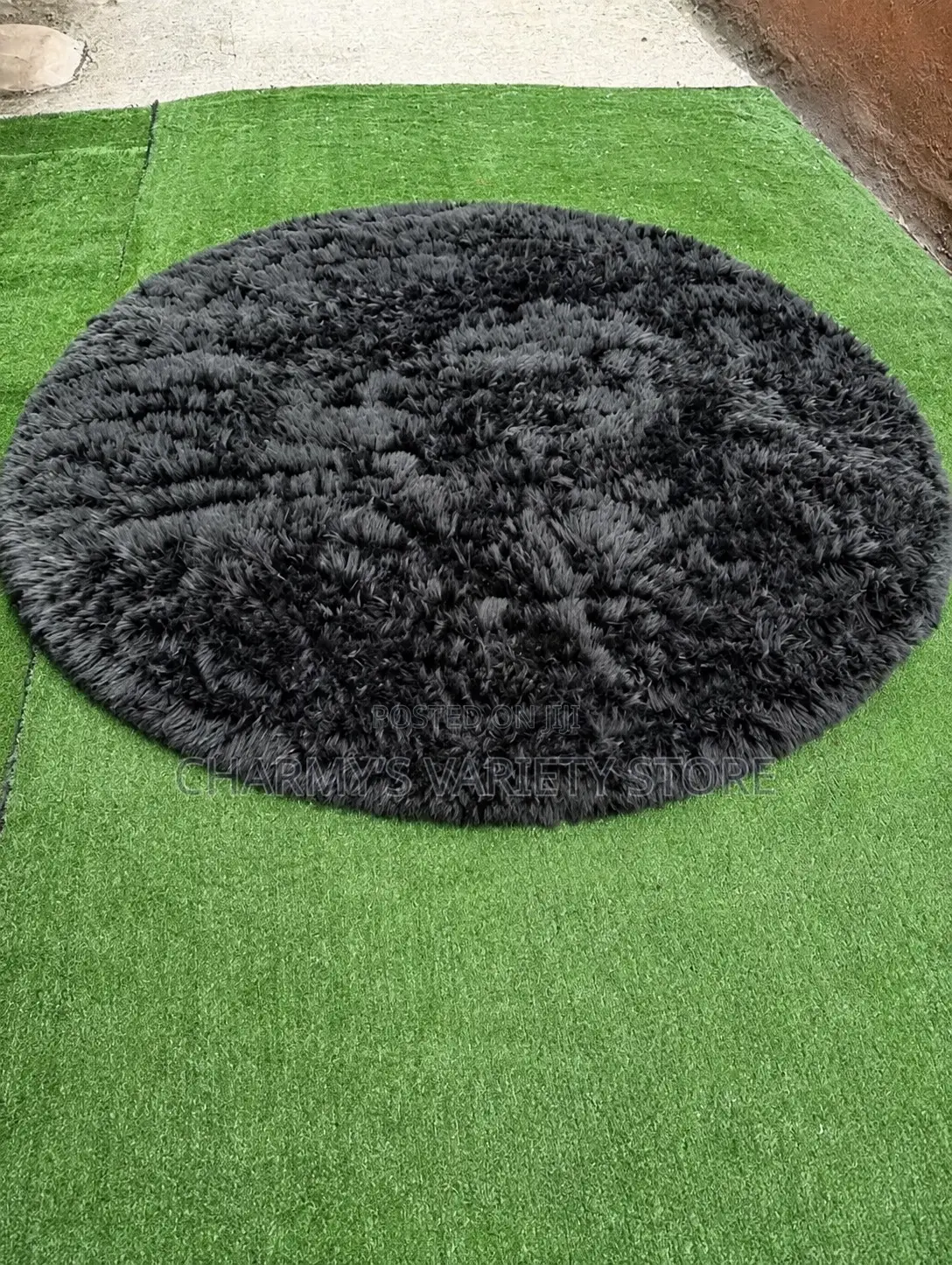 Shaggy/Fur Center Rug