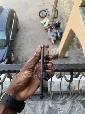 Apple iPhone 8 256 GB Black