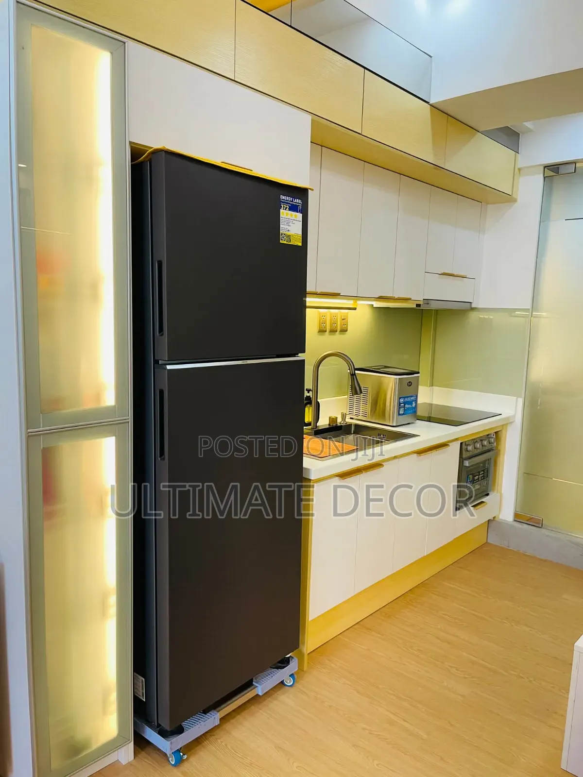 Kitchen Cabinet