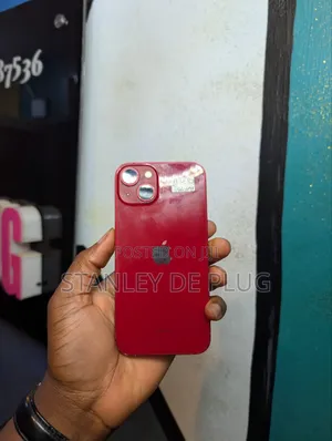 Apple iPhone 13 128 GB Red