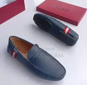 Leather Classic Flat Shoe
