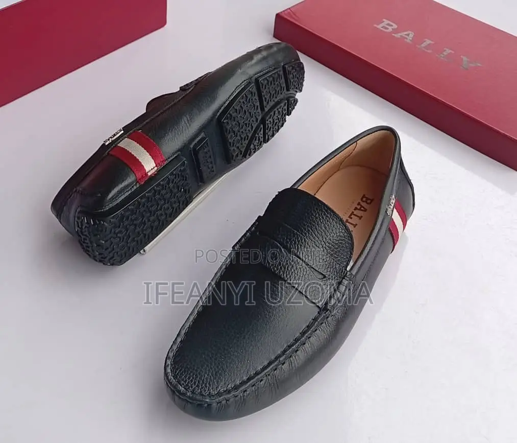 Leather Classic Flat Shoe