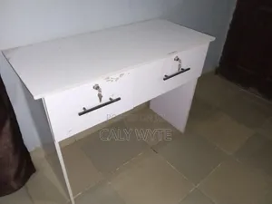 Desk Drawer With Lock and Key