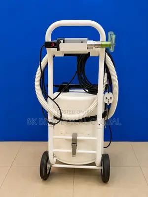 UK Pre-Owned Pullman Medical CleanCast Dust Extraction Vacuum System