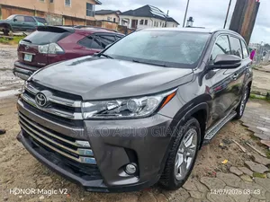 Toyota Highlander 2015 Gray