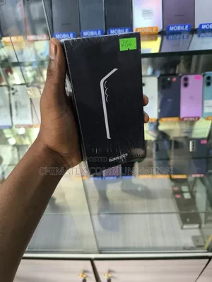 New Samsung Galaxy S25 256 GB Black