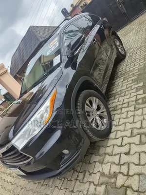 Toyota Highlander 2014 Black