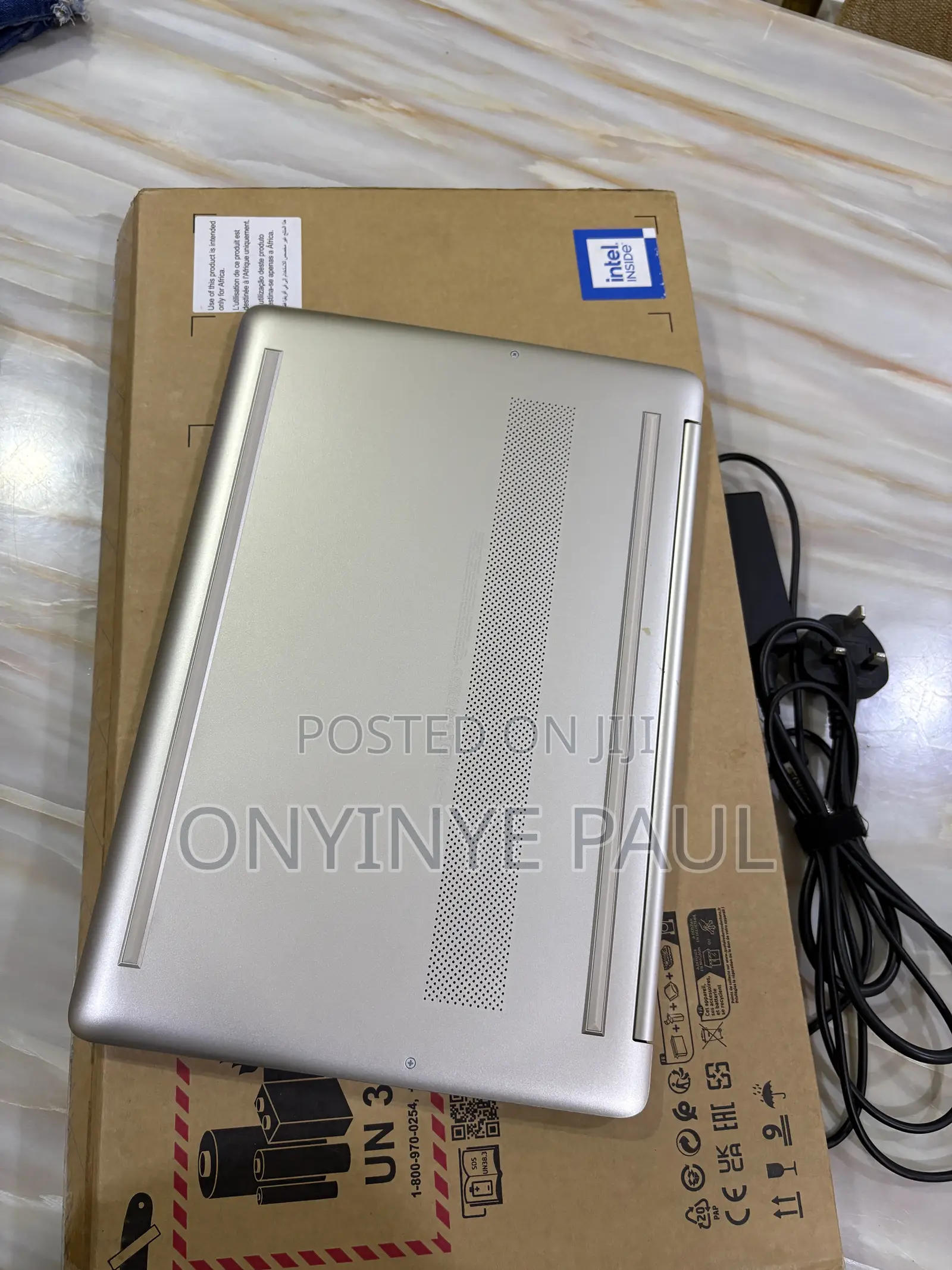 Laptop HP 15 8GB Intel Core i7 SSHD+SSD 256GB