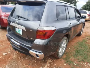 Toyota Highlander 2008 Gray