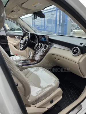 Mercedes-Benz GLC-Class 2021 White