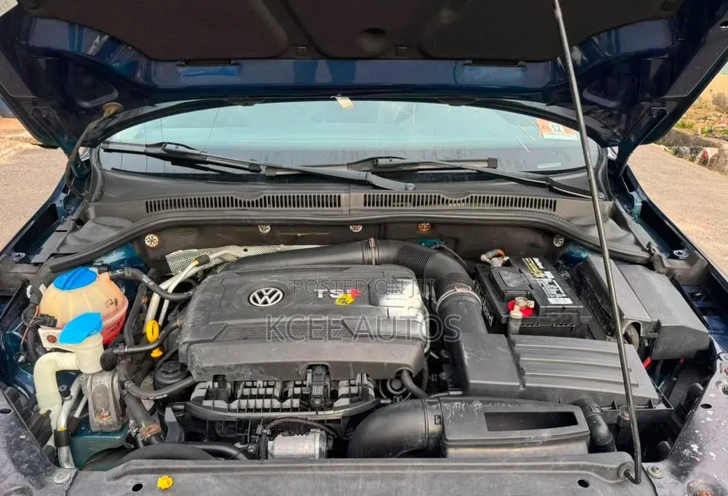 Volkswagen Jetta 2014 Blue