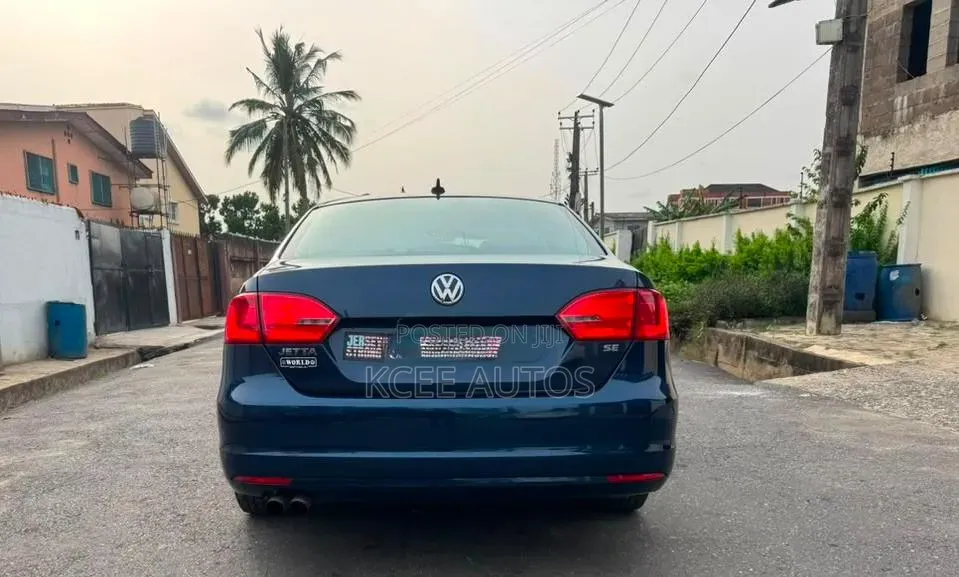 Volkswagen Jetta 2014 Blue