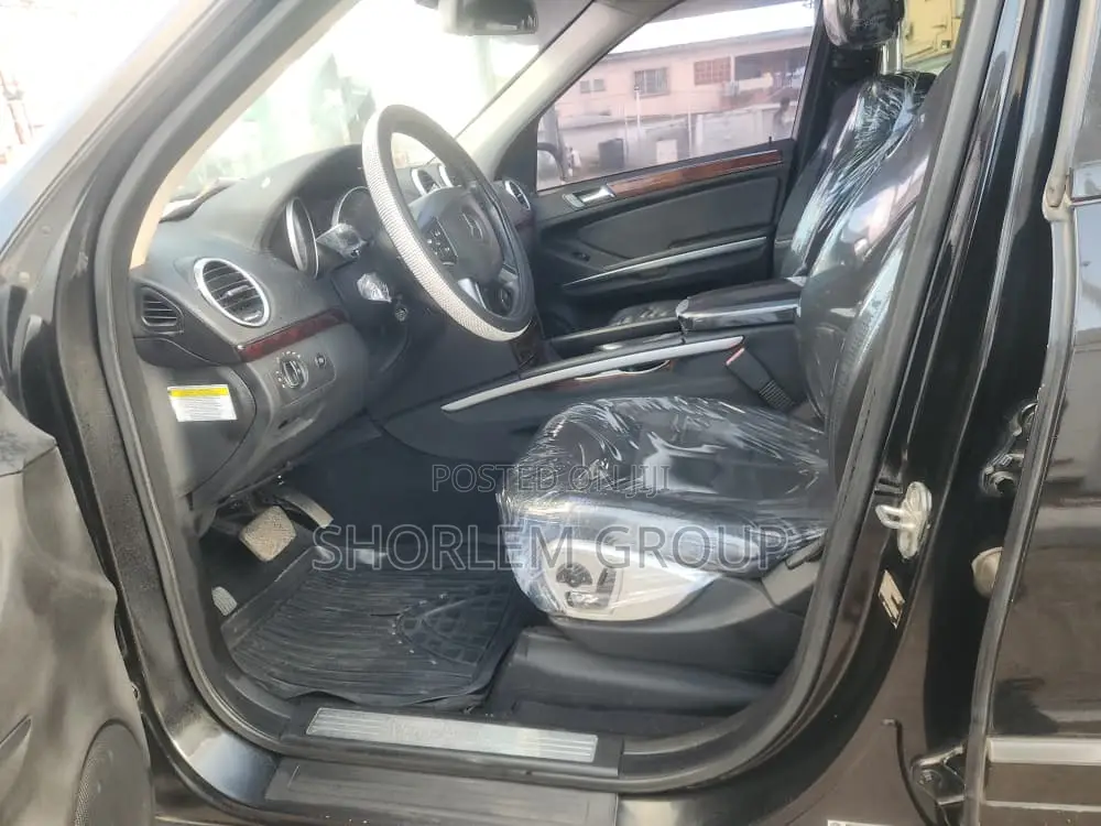 Mercedes-Benz GL-Class 2009 Black