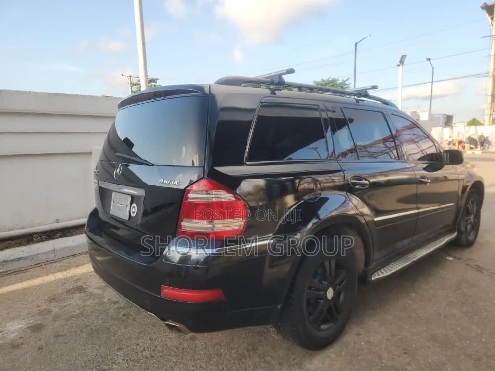 Mercedes-Benz GL-Class 2009 Black