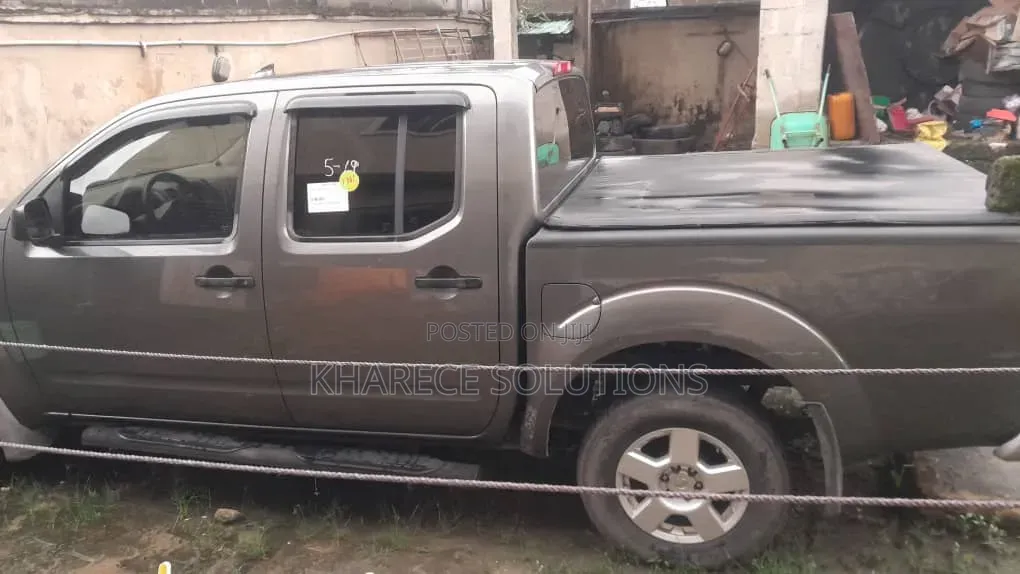 Nissan Frontier 2006 Gray