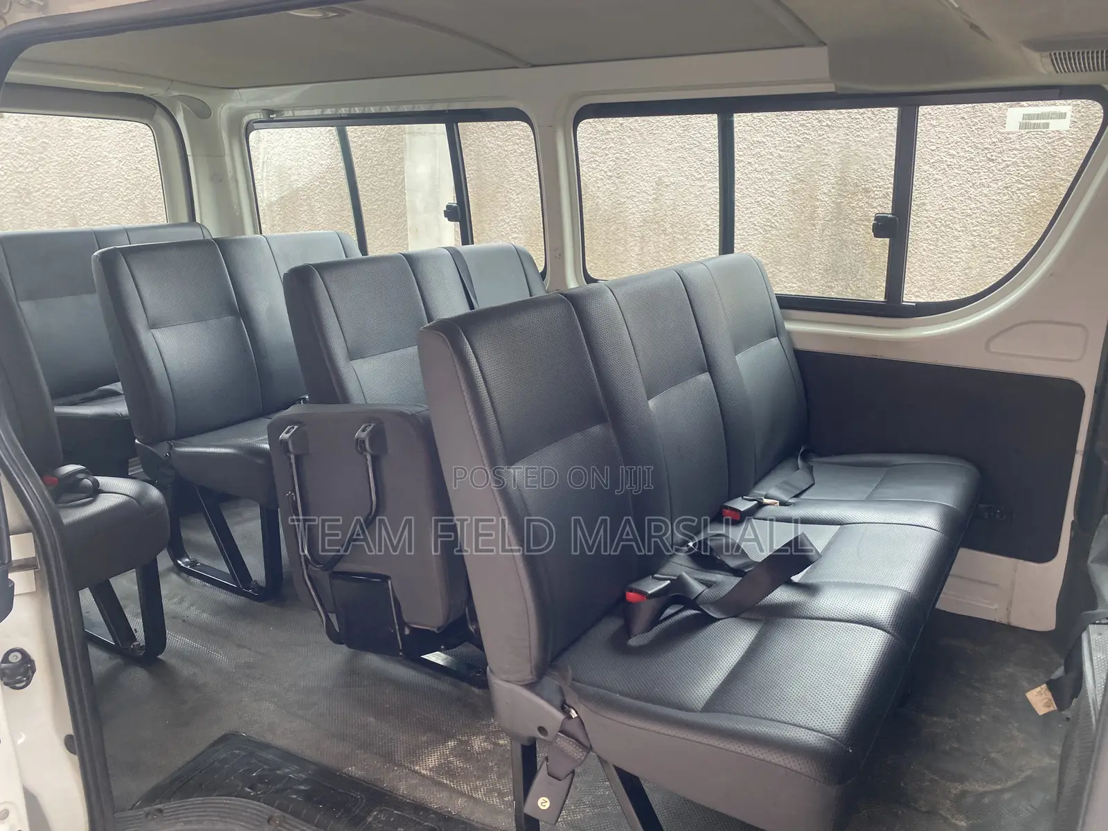 Toyota HiAce 2013 White