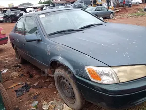 Toyota Camry 2002 Blue