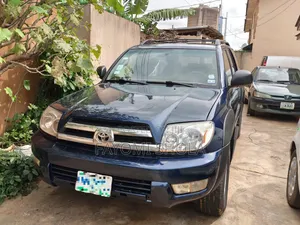 Toyota 4-Runner SR5 V6 2005 Blue