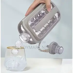 2-in-1 Portable Ice Cube Maker Bottle
