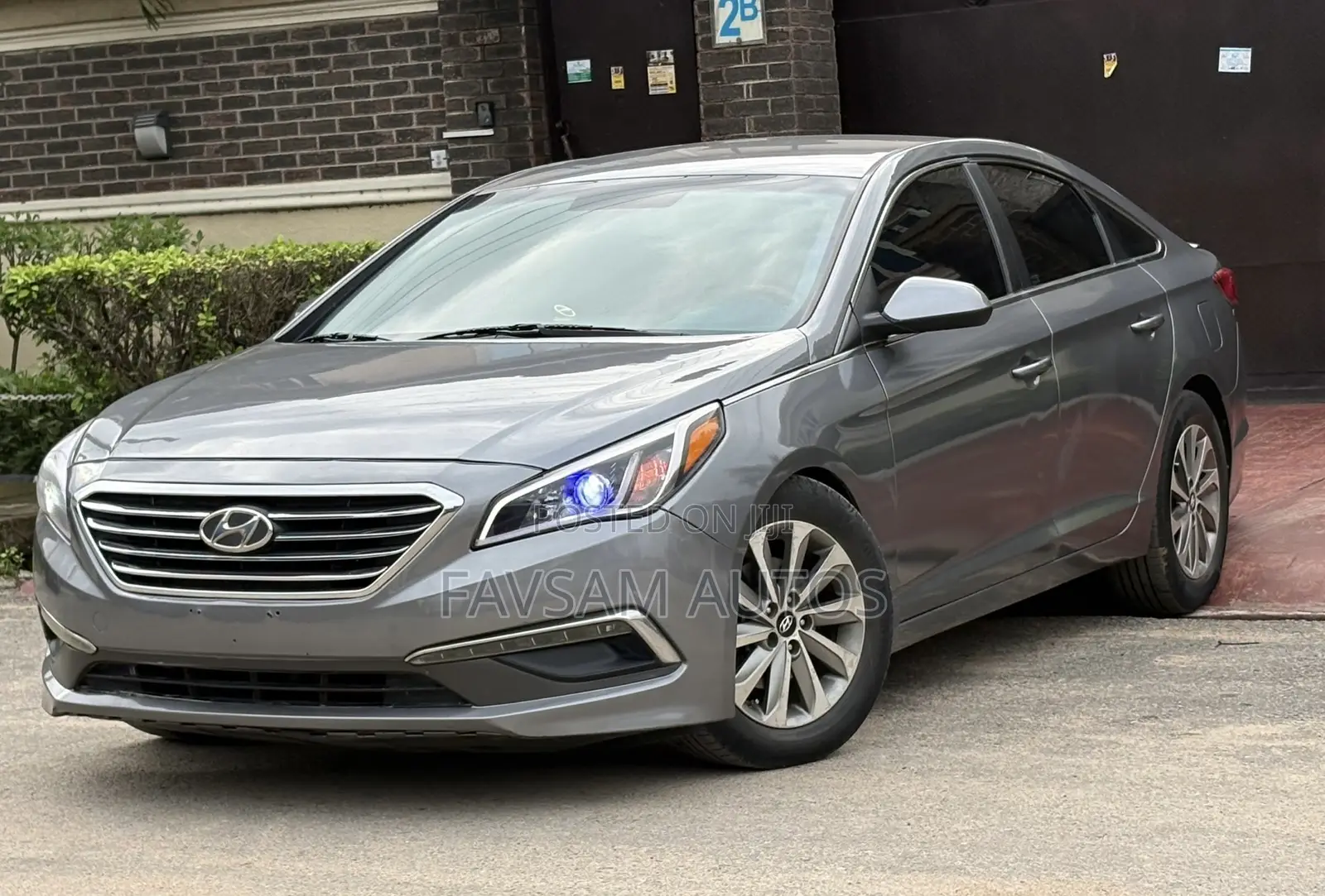 Hyundai Sonata 2016 Gray