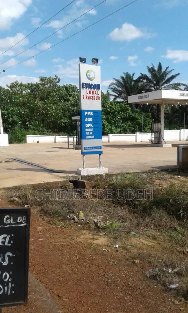 Filling Station