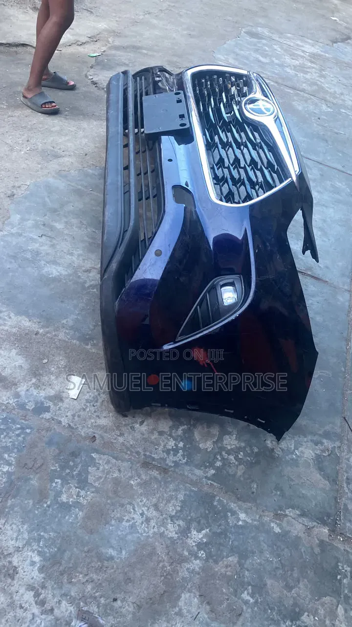 Complete Front Bumper Highlander 2020