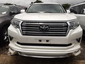 Toyota Land Cruiser Prado 2022 White
