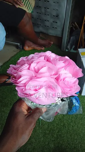 Artificial Flower's