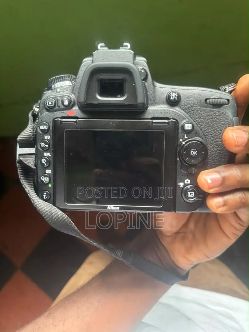 Nikon D7000