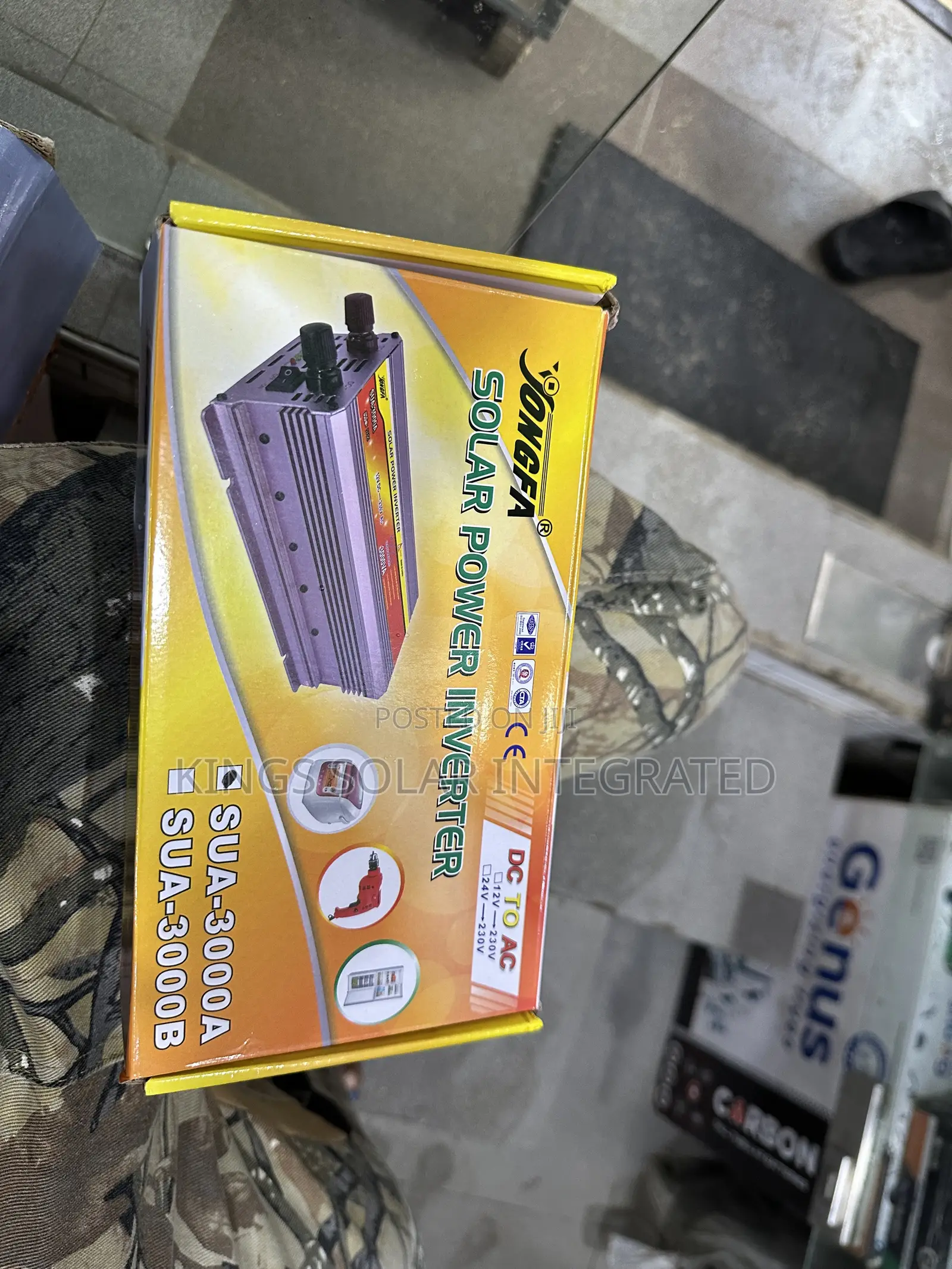 Solar Power Inverter With Charger