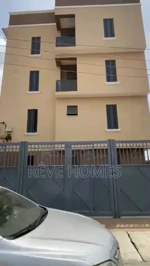 2bdrm Block of Flats in Akoka for rent