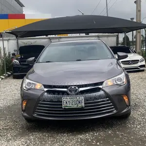 Toyota Camry 2017 Gray