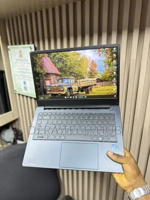 Laptop Toshiba Satellite Pro C640 4GB Intel SSD 128GB