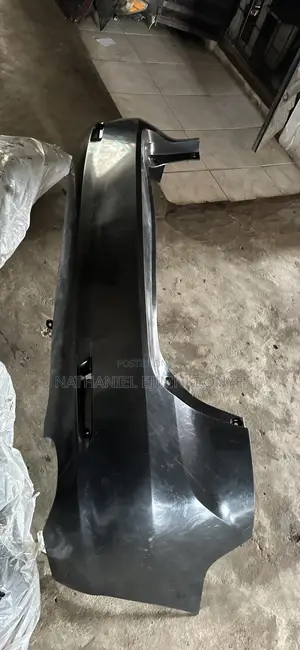 Back Bumper Venza