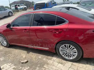 Lexus ES 350 FWD 2015 Red