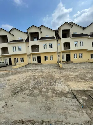 5bdrm Duplex in Mabushi for sale